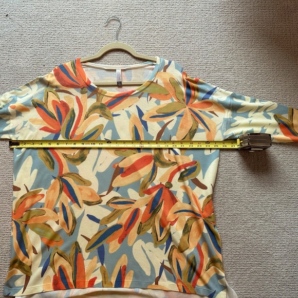 Whimsy Rose Tunic XL - Picture 6 of 9